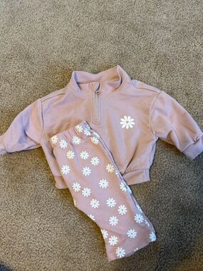 Cat & Jack Zip Pullover with Daisy print pants